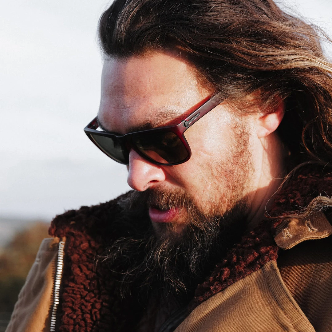 On The Roam Jason Momoa Knoxville - Momoa Matte Ox Blood Sunglasses Accessories 4 On The Roam Jason Momoa Knoxville - Momoa Matte Ox Blood Sunglasses Accessories