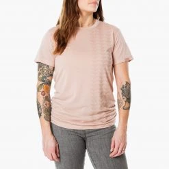 So ILL Nakoa Tee - Dirty Pink