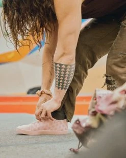 Ontheroam ON THE ROAM Dirty Pink Polka Dot Roamer