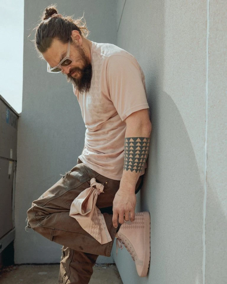 So iLL Sales Shop -So iLL Sales Shop 2021 03 So iLL Jason Mamoa 1508 1440x1800 f2de1779 cc4a 47e4 9a8a 659e6386c471 1080x1080 768x960 1